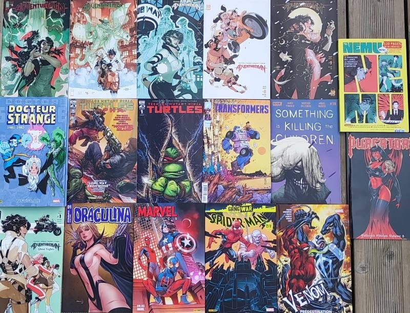 Photo des couvertures des comics achetés ce mois-ci.