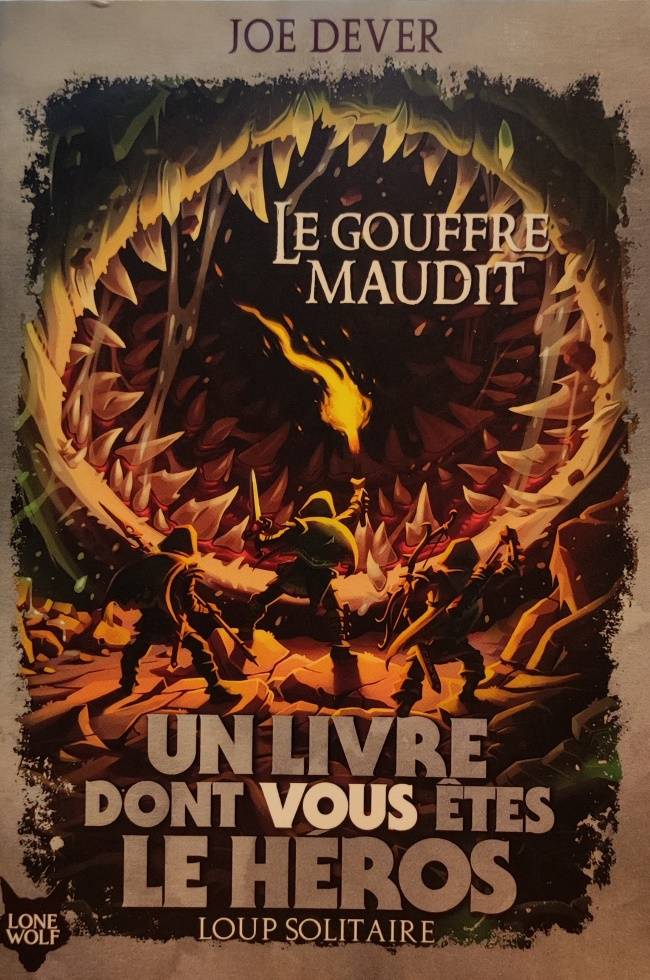 Couverture du livre Loup Solitaire Tome 4: Le Gouffre Maudit